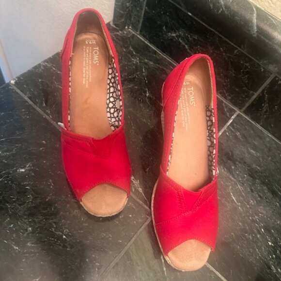 Toms Women's Wedges Red Calypso Canvas Espadrille Slip On Peep Toe-SIZE 9.5 - Picture 4 of 13